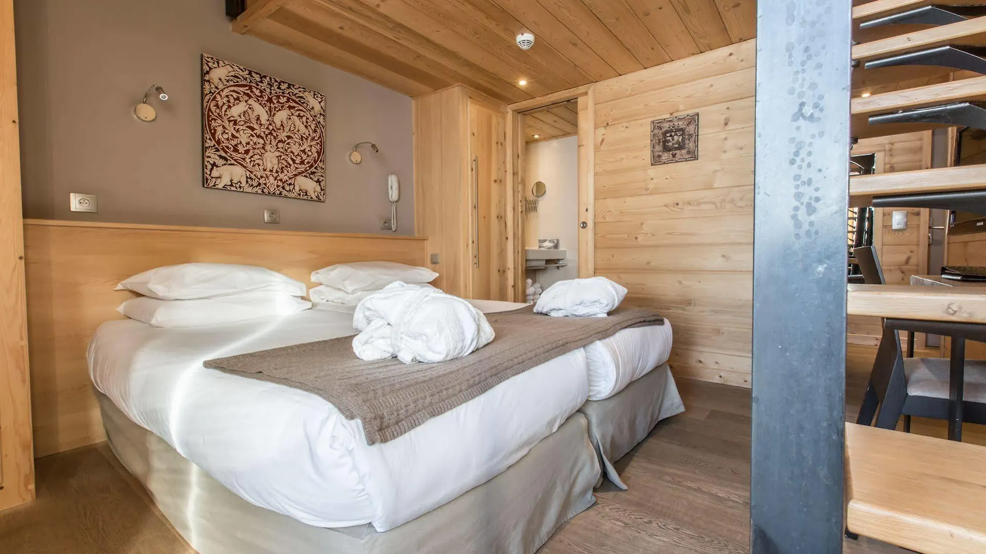 Hotel Spa Crychar Les Gets 4*,  France